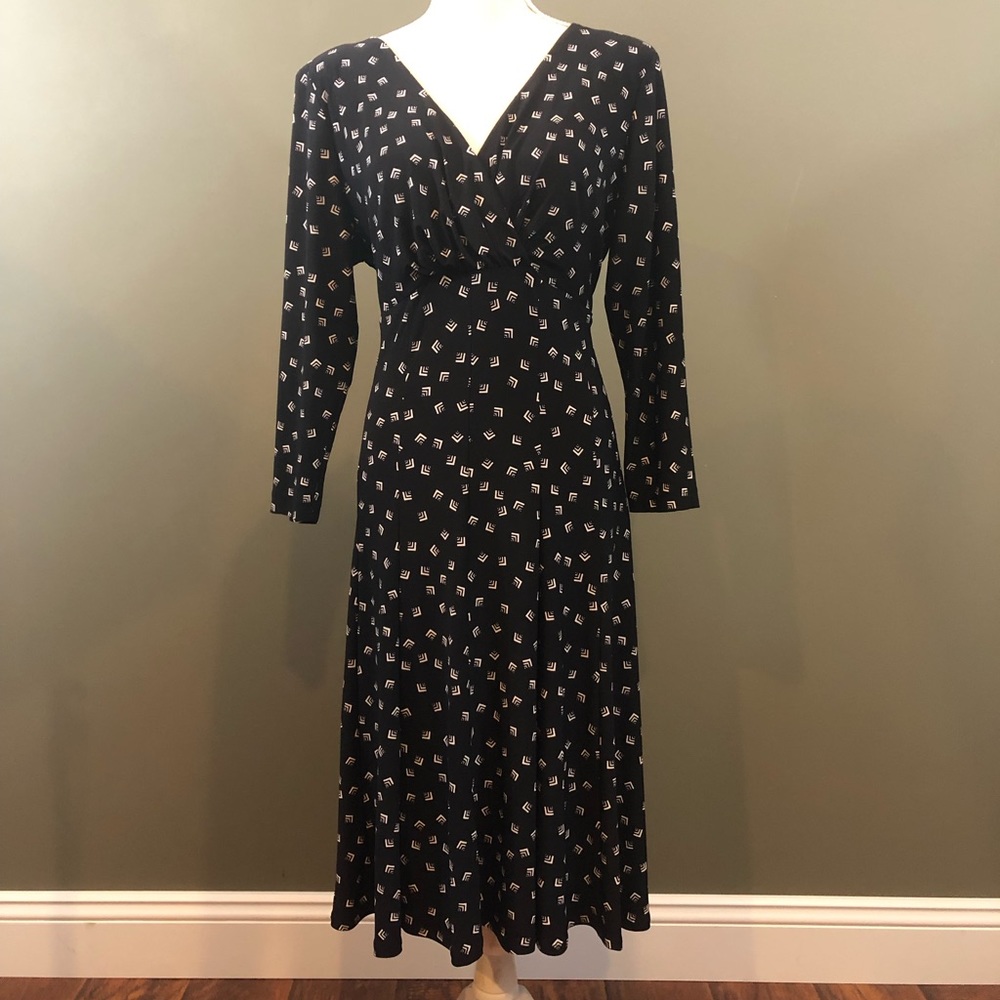 Elegant Black Patterned Dress